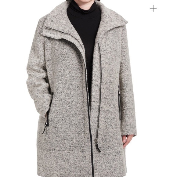 Calvin Klein Women’s Gray Wool Blend Asymmetrical Walker Coat - Picture 2 of 15